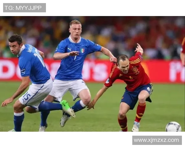 南京飞盘队在防守与反击中的得失分析与战术探讨